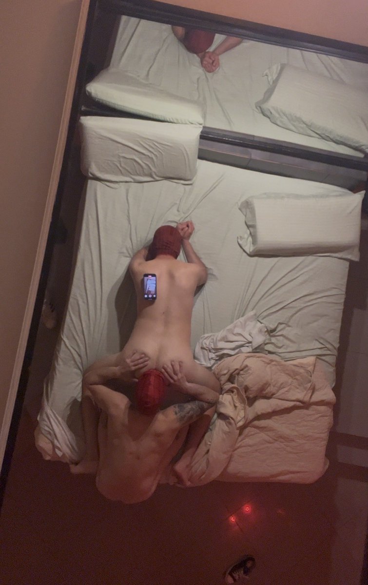 enmacaeadow's tweet photo. #Chudaï #gay #sexo #oral #pareja https://t.co/e3Oug0BEfU