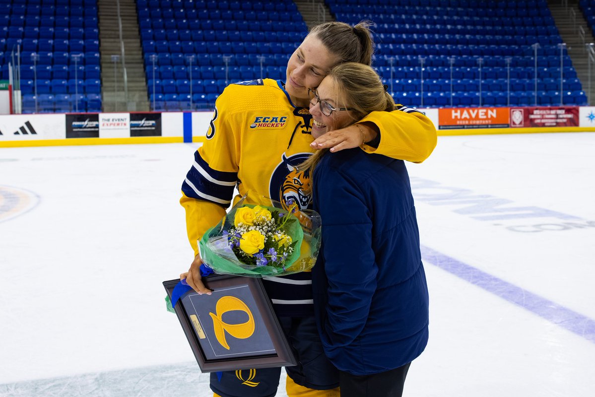 Quinnipiac Women's Ice Hockey tweet media