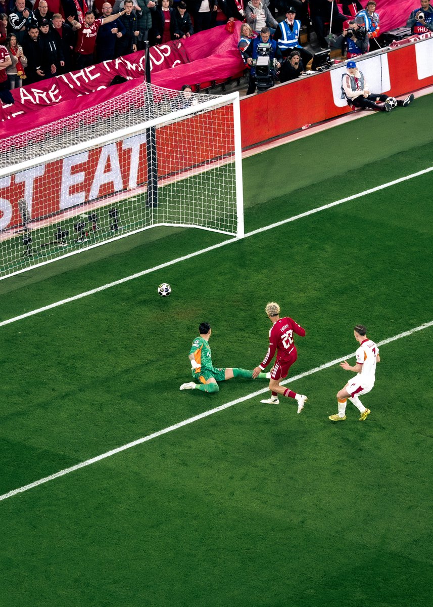 Liverpool FC tweet media