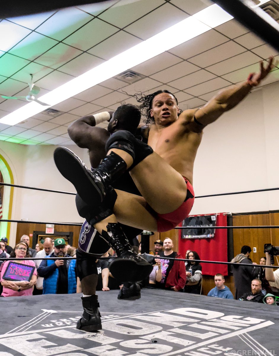 Grenwail tweet media