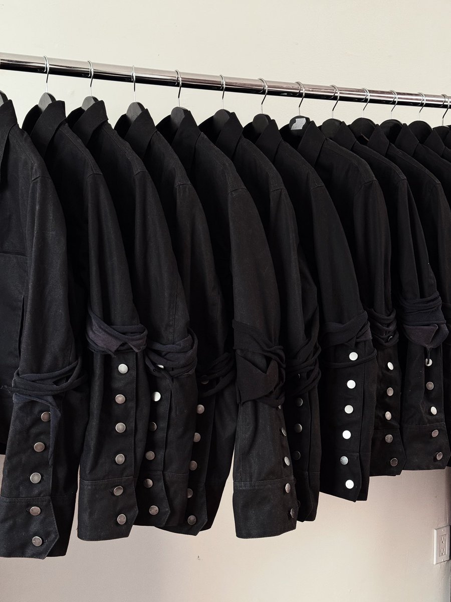 ADAM——————SMALL tweet media