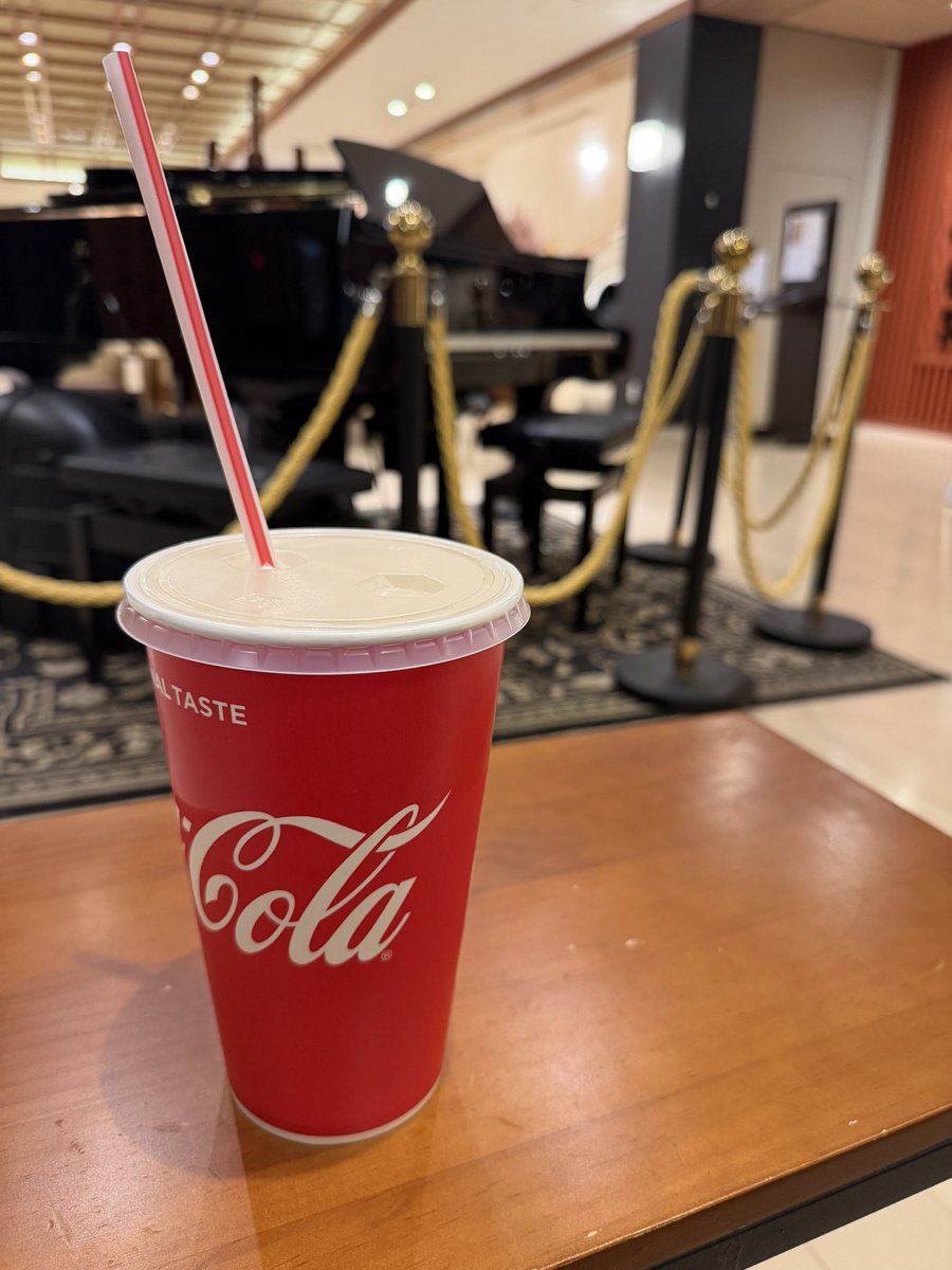 芦屋 水春に行きました！
今日のサウナずきんは中の人用ブラック
2週間ぶりのサウナ🧖‍♀️
気持ちよかったー😍
やっぱり気分がスカッとする
やっぱりサウナはいい👍

#サウナずきんでサウナ
#水曜サウナ