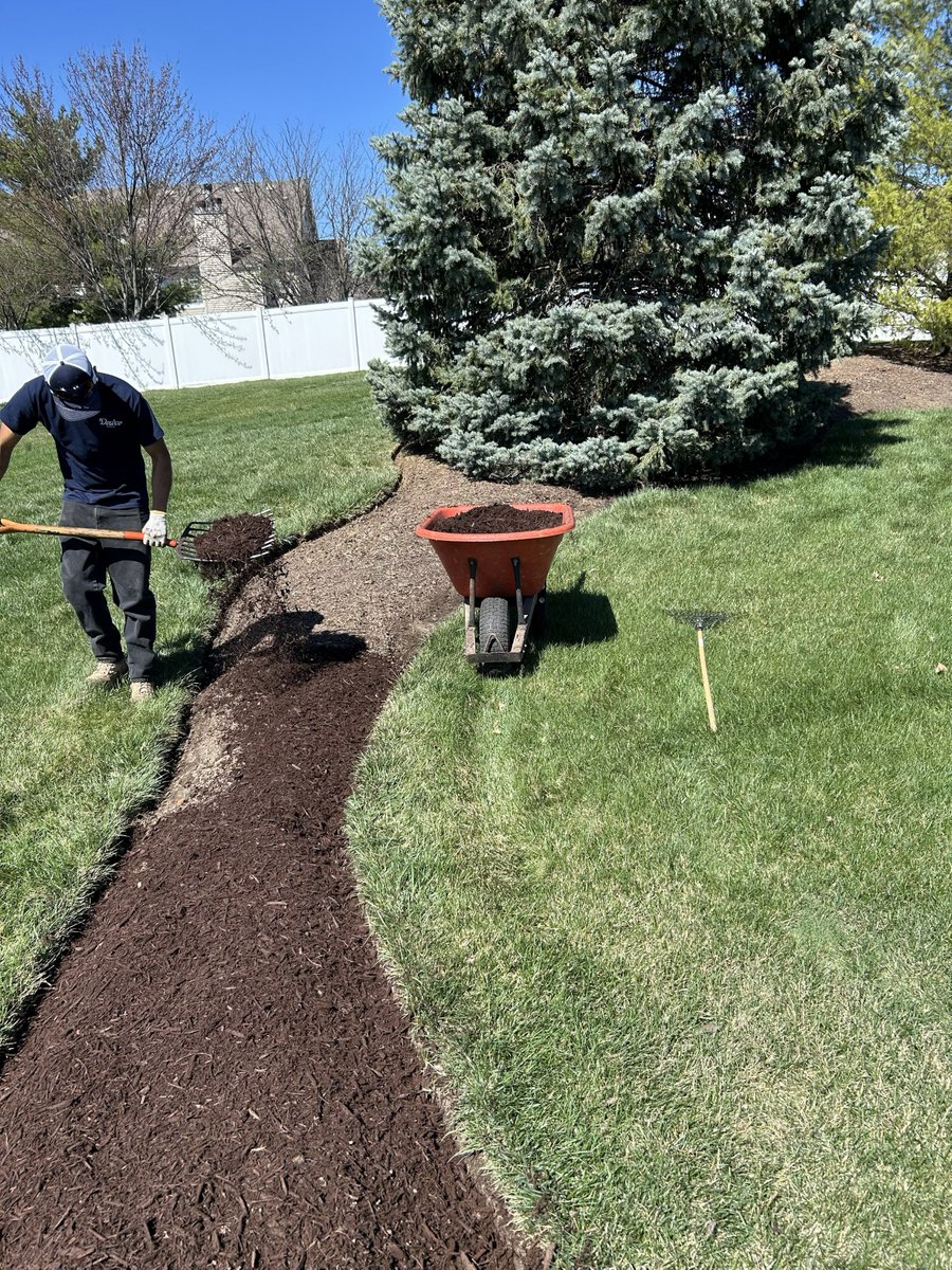 🚨 WE’RE HIRING 🚨

Start immediately
No experience needed
We will train

Must be legally authorized to work in the U.S.

Join the Dowco team today.