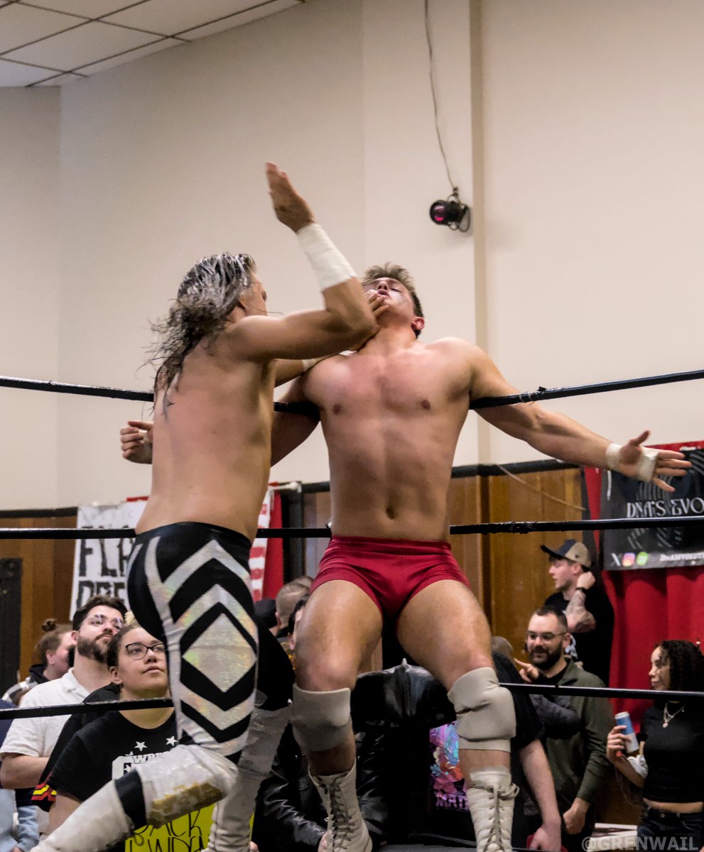 Grenwail tweet media