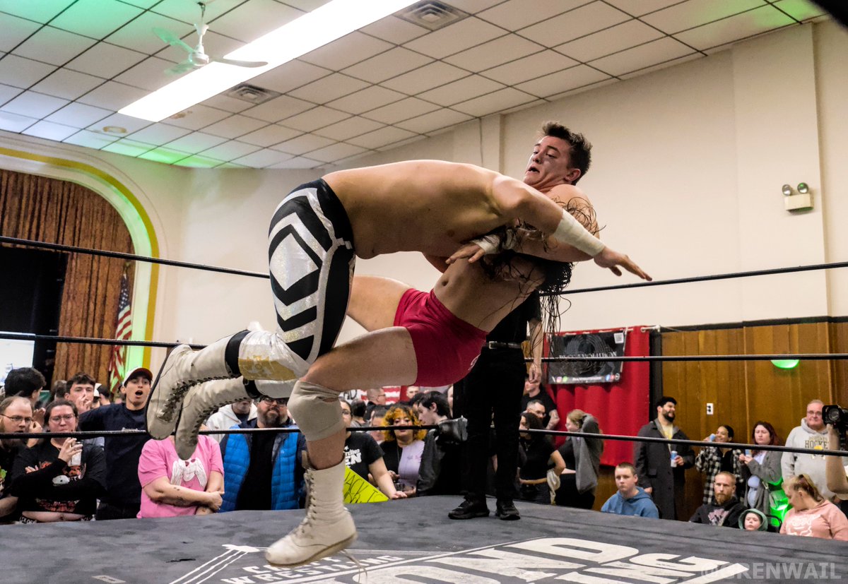 Grenwail tweet media