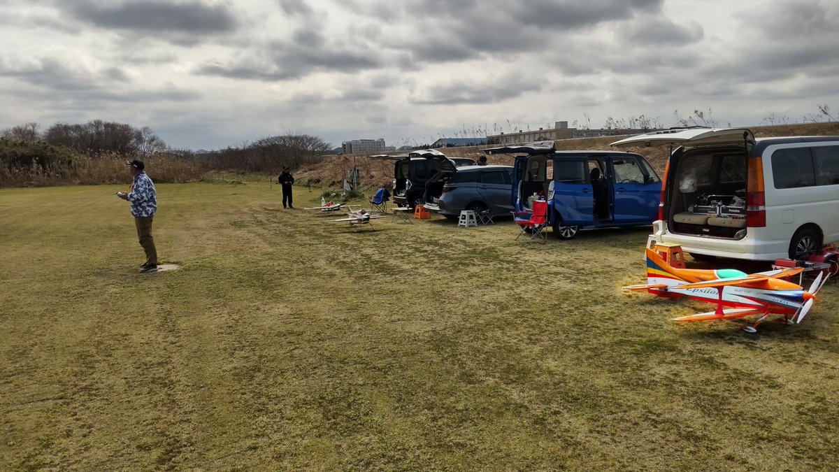 J_Yamamoto_F3A's tweet photo. 3月15日のレポート。
瀬戸内から峠を超えて日本海側へ!
#米子ラジコンクラブ にて2026年の練習を本格始動しました。
気温&風ともに、この時期にこれ以上のコンディションを望むのは贅沢かな?
まだまだ準備不足なので、気合いを入れていきましょう!
https://t.co/DmB1Vv9IpZ
#ラジコン飛行機
#F3A https://t.co/Svoy2ibreA