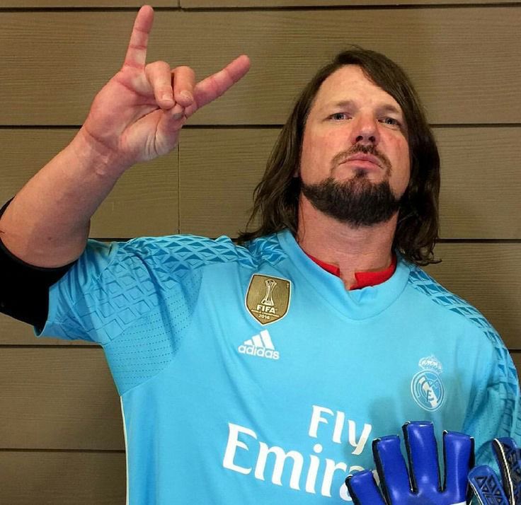 عـزيز | 𝐌𝐢𝐳 tweet media