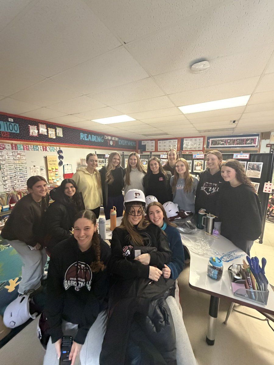 OP Varsity Softball tweet media