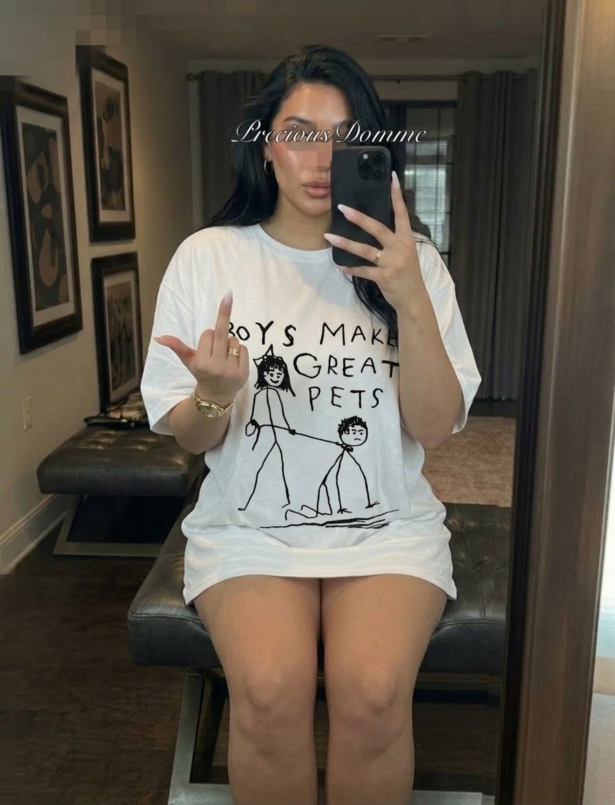 TheQueenโจ tweet media