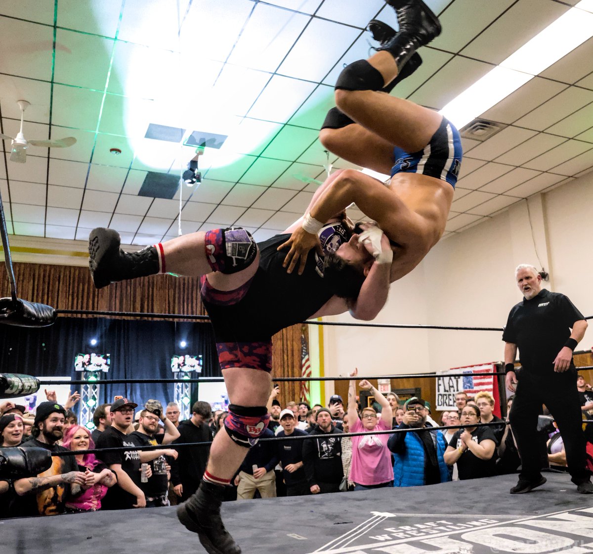 Grenwail tweet media