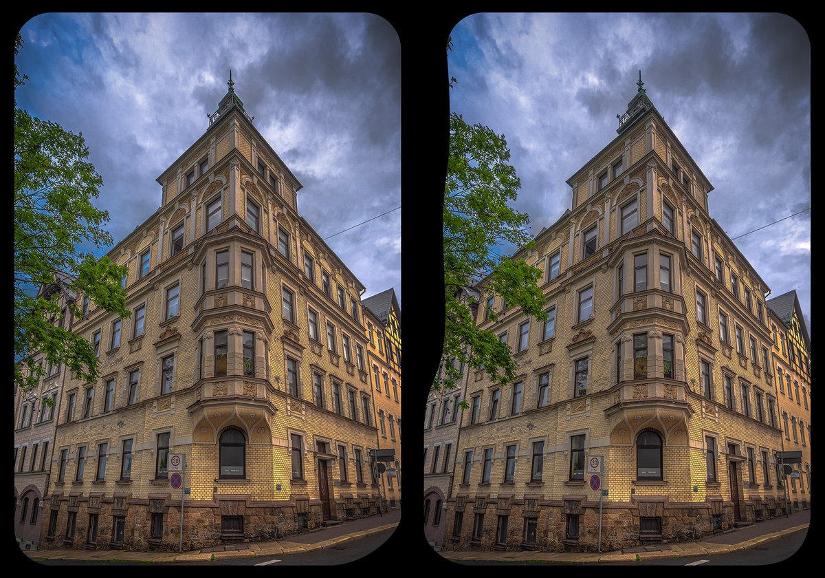 Stereotron tweet media