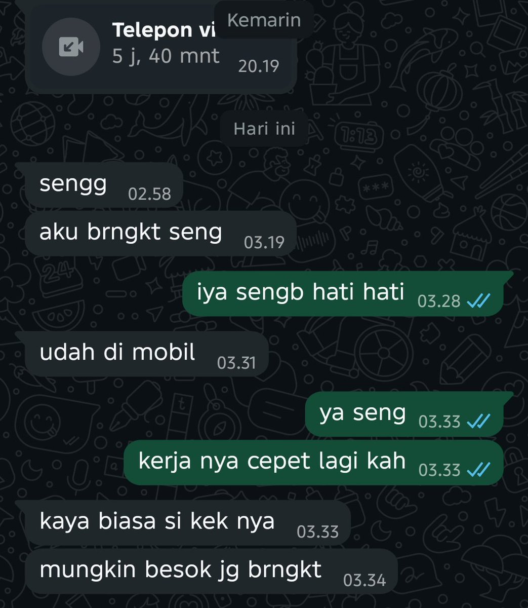 luviinabilaj's tweet photo. orang orang bisa pacaran ldr bertahun tahun tuh typingnya gini apa kaga ya https://t.co/BWueeD5zxE