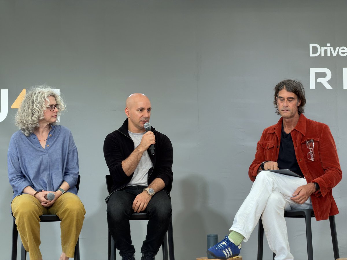 David Moss tweet media