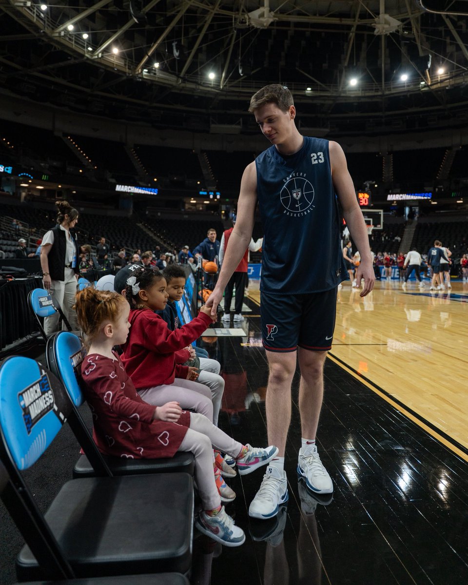 Penn Men's Basketball tweet media