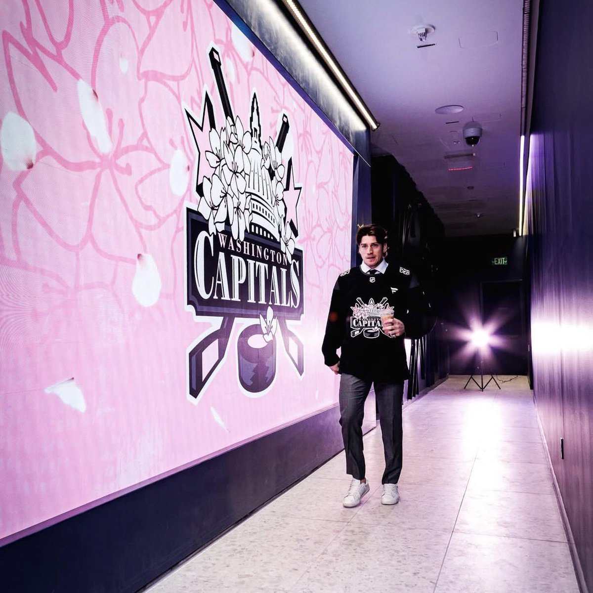 ja⁵⁵⁴ tweet media