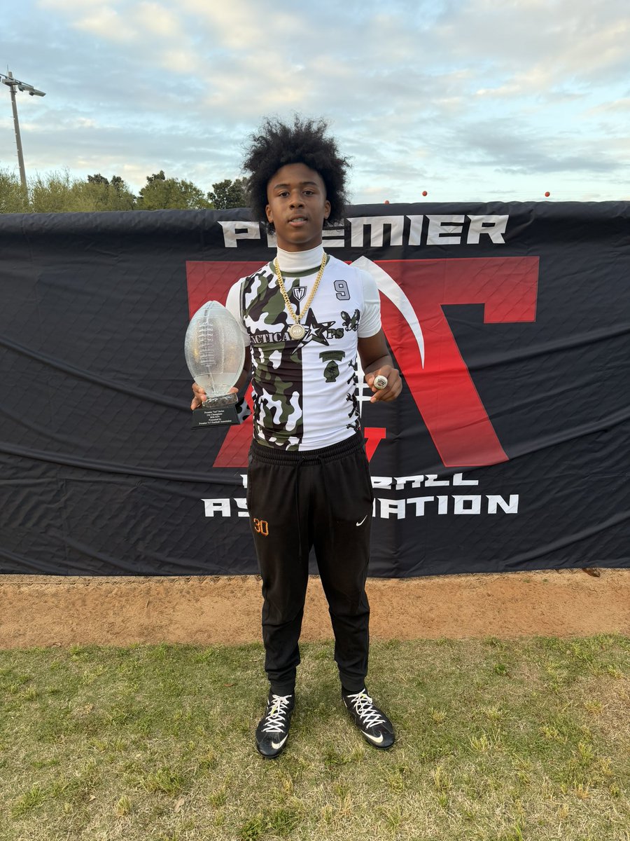 Andrew Gonzalez tweet media