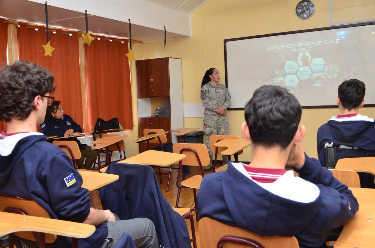 Fuerza Aérea de Chile tweet media