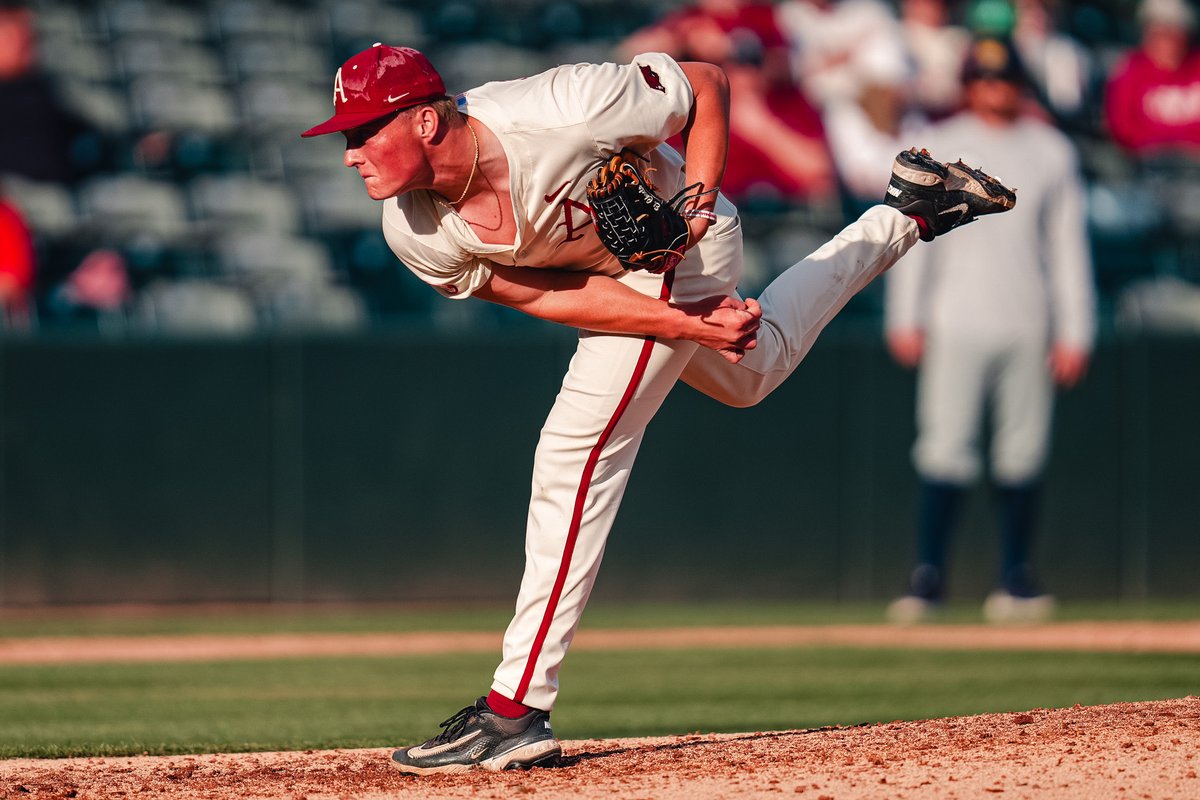 Arkansas Baseball tweet media
