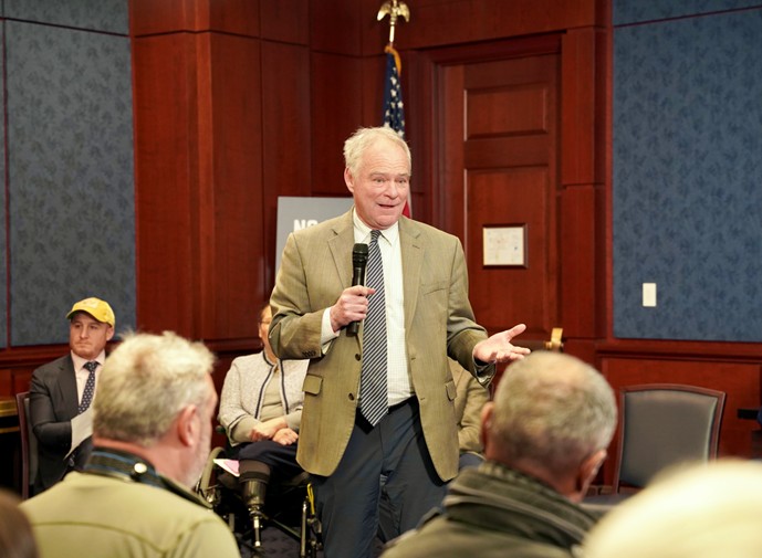 Senator Tim Kaine tweet media