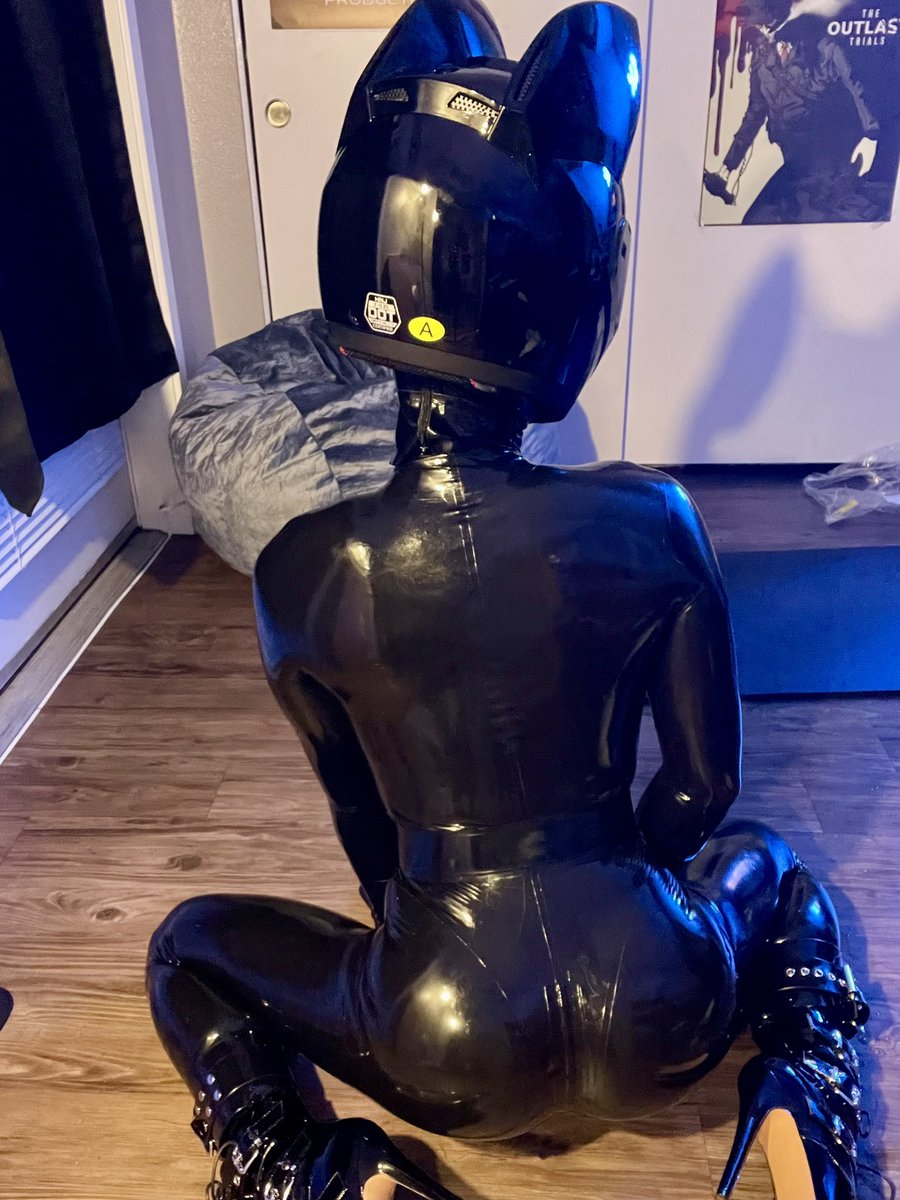 RubberKip🦈 tweet media