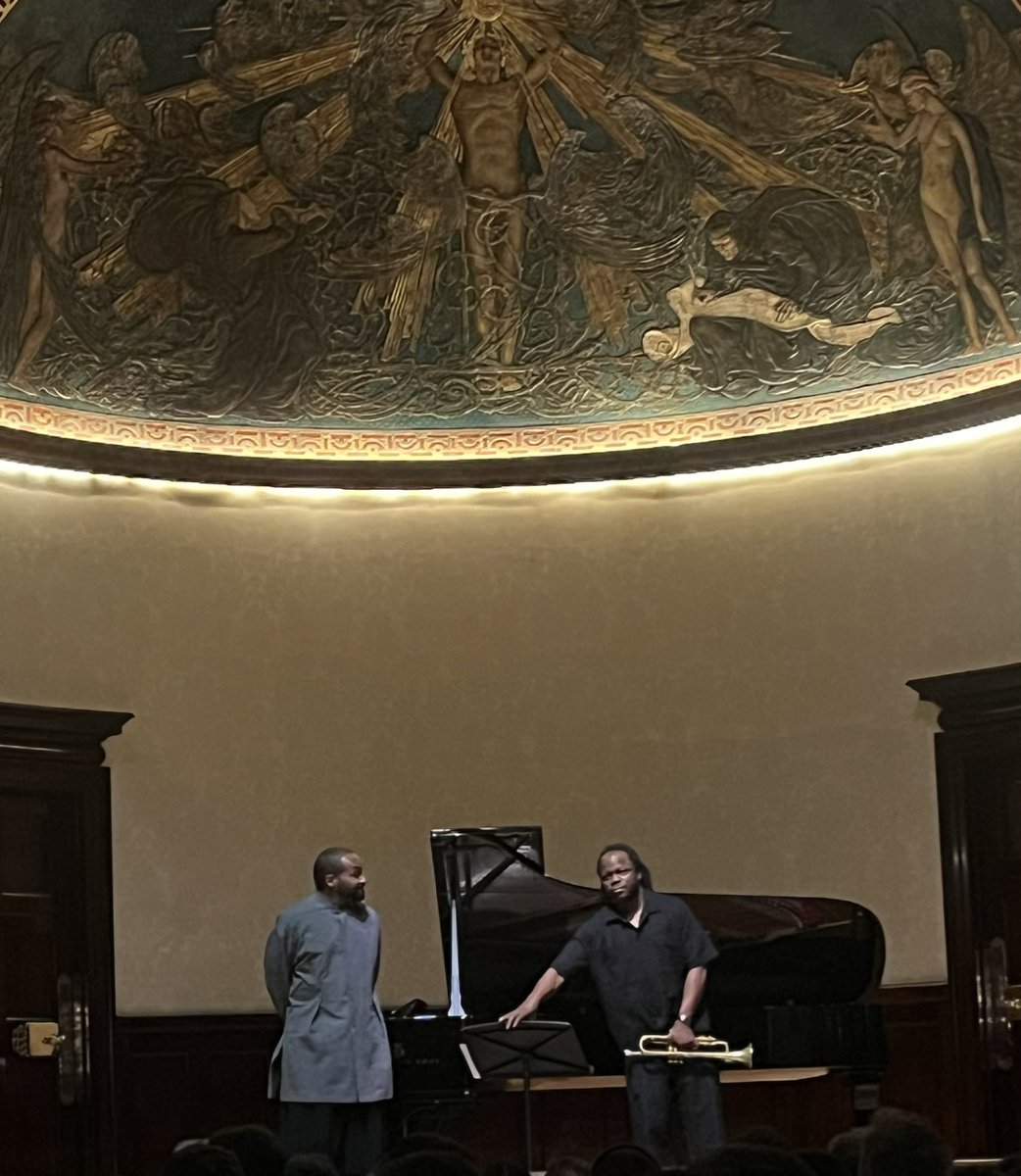 John Earls tweet media