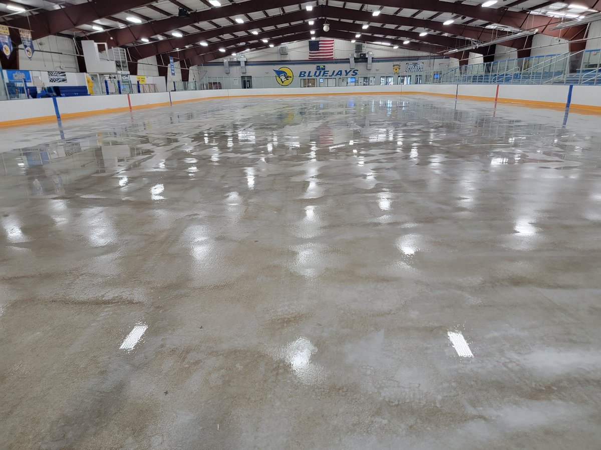 WasecaCommunityArena tweet media