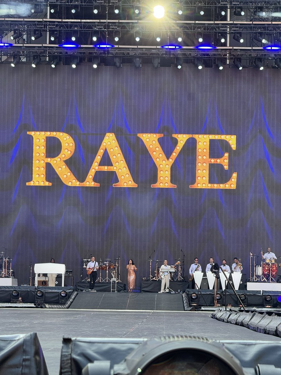 Daisy ✿ tweet media