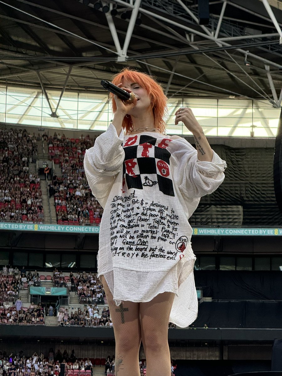 Daisy ✿ tweet media