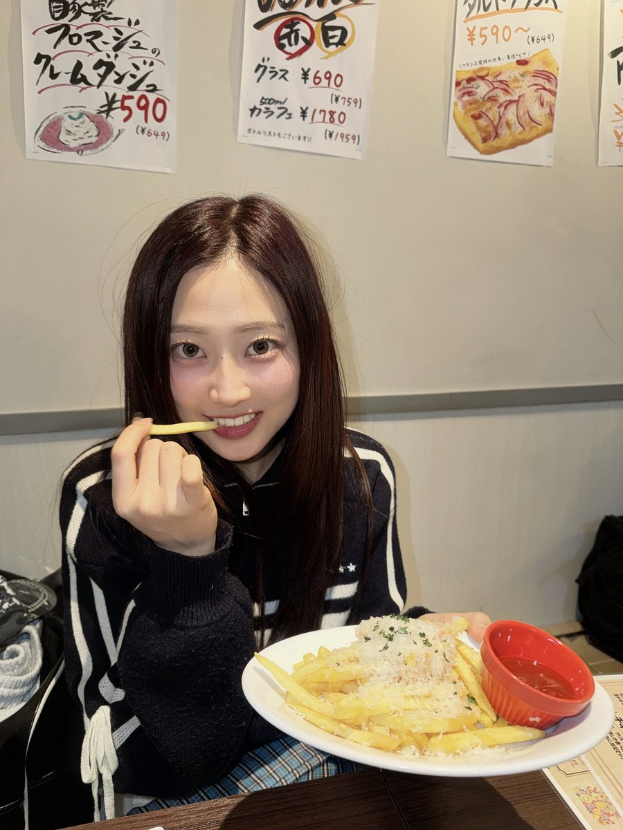 モモチ・ンゲール tweet media