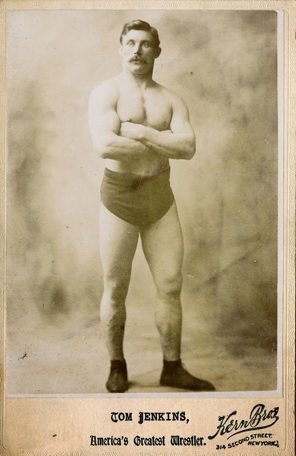 BeefcakePhotos's tweet photo. Wayback Wednesday
Beyond the vintage posing strap era.
π¨Tom Jenkins (c. 1898)
π·Kern Brothers
Like and follow for more.
#posingstrap #malemuscle #beefcake #malebeauty #vintagebeefcake #waybackwednesday #tomjenkins https://t.co/pPPQOuti1u