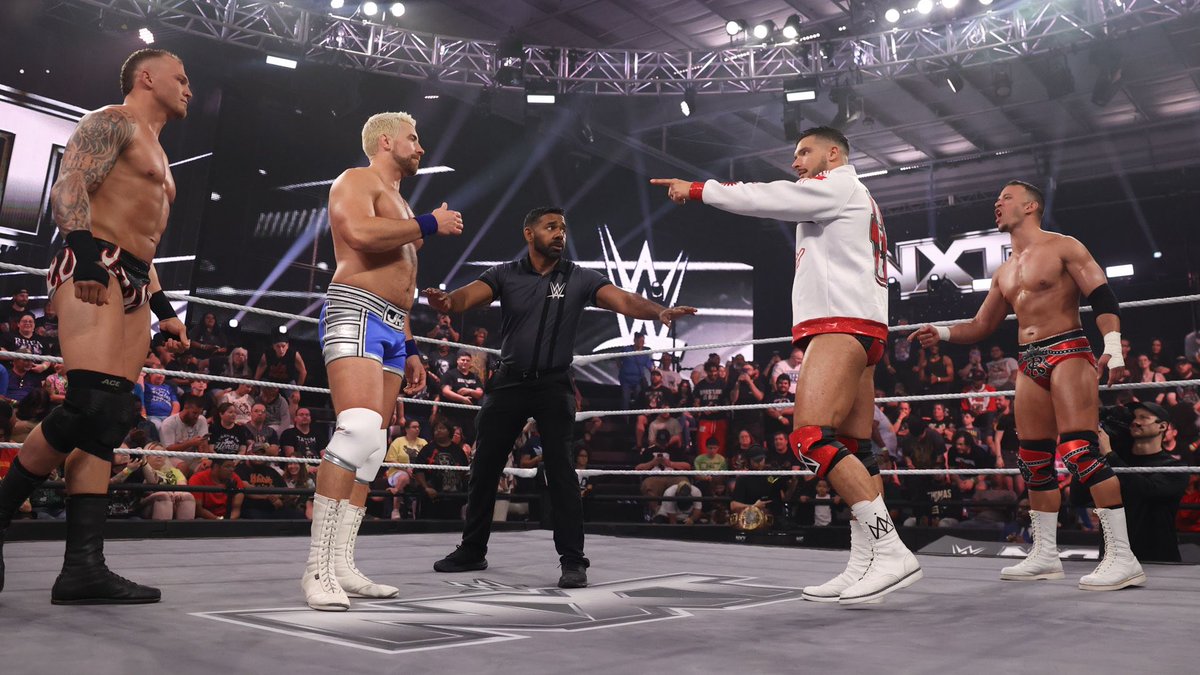 Chip Skylark. Ꮺ NOT @OfficialEgo tweet media