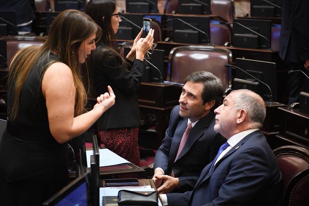 Martín Goerling tweet media