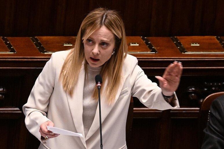 Sconto di 25 cent in meno della benzina. Ma solo per qualche settimana. 

Aveva promesso di farlo nel 2023, lo fa a pochi giorni dal referendum. 
Ma pensa davvero che siamo tutti fessi?

#ioVoteròNO