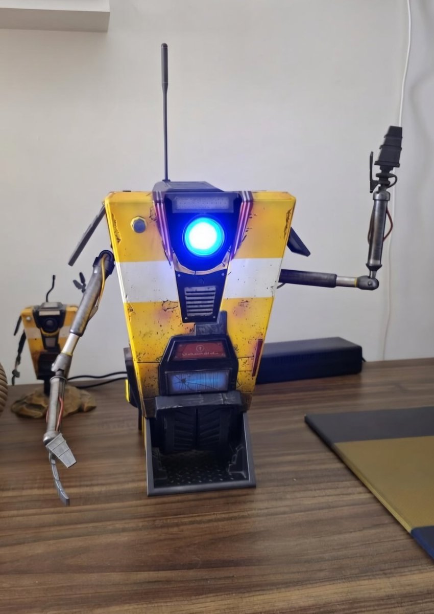 Syvalish tweet media