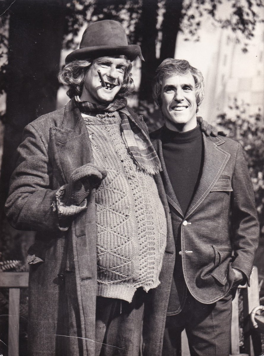 The Roger Moore Fan tweet media