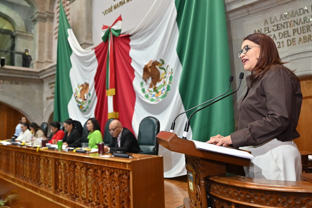 CongresoEdomex's tweet image. El Dip. @OOA_Oficial y la Dip. @Ara_Casasola_S (Coord. e integrante del GP del #PRD) proponen reformas para proteger a personas neurodivergentes, prevenir la discriminación y promover inclusión.🧠💛

La propuesta define como discriminación la exclusión o restricción en el acceso