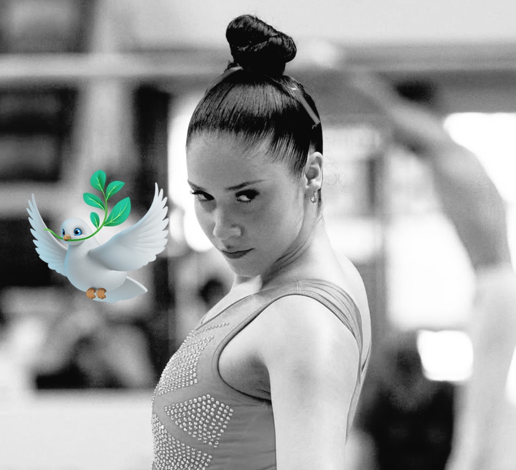 Hoje a ginástica artística brasileira chora com a aposentadoria de seu principal nome nos últimos anos.
Maria Heloísa você marcou o esporte brasileiro para sempre, seu legado jamais será esquecido.