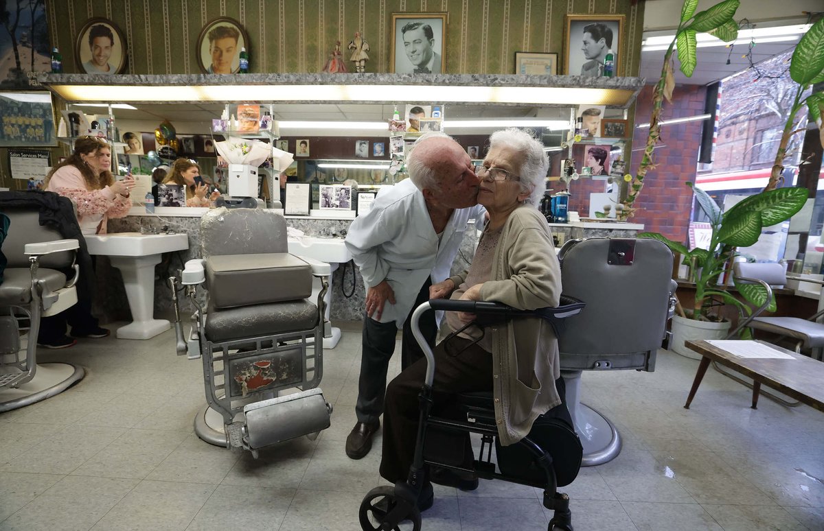 Steve Russell tweet media