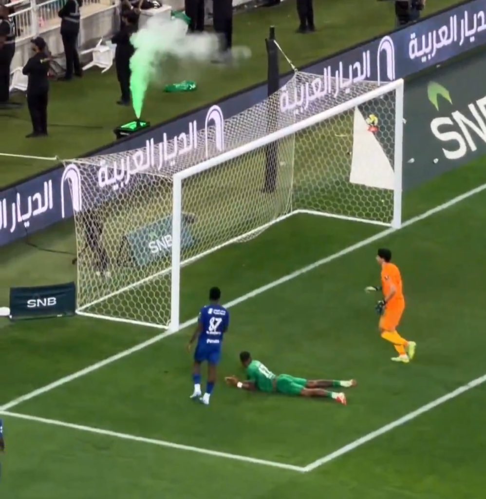 Auz | عزيز tweet media