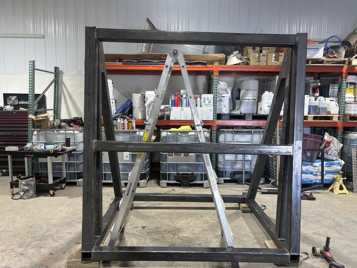 David Hamilton tweet media