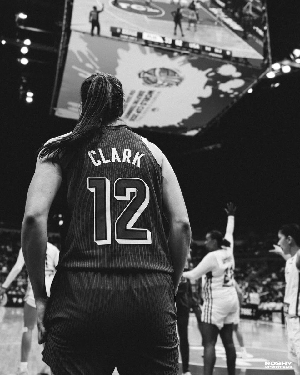 caitlin clark source tweet media