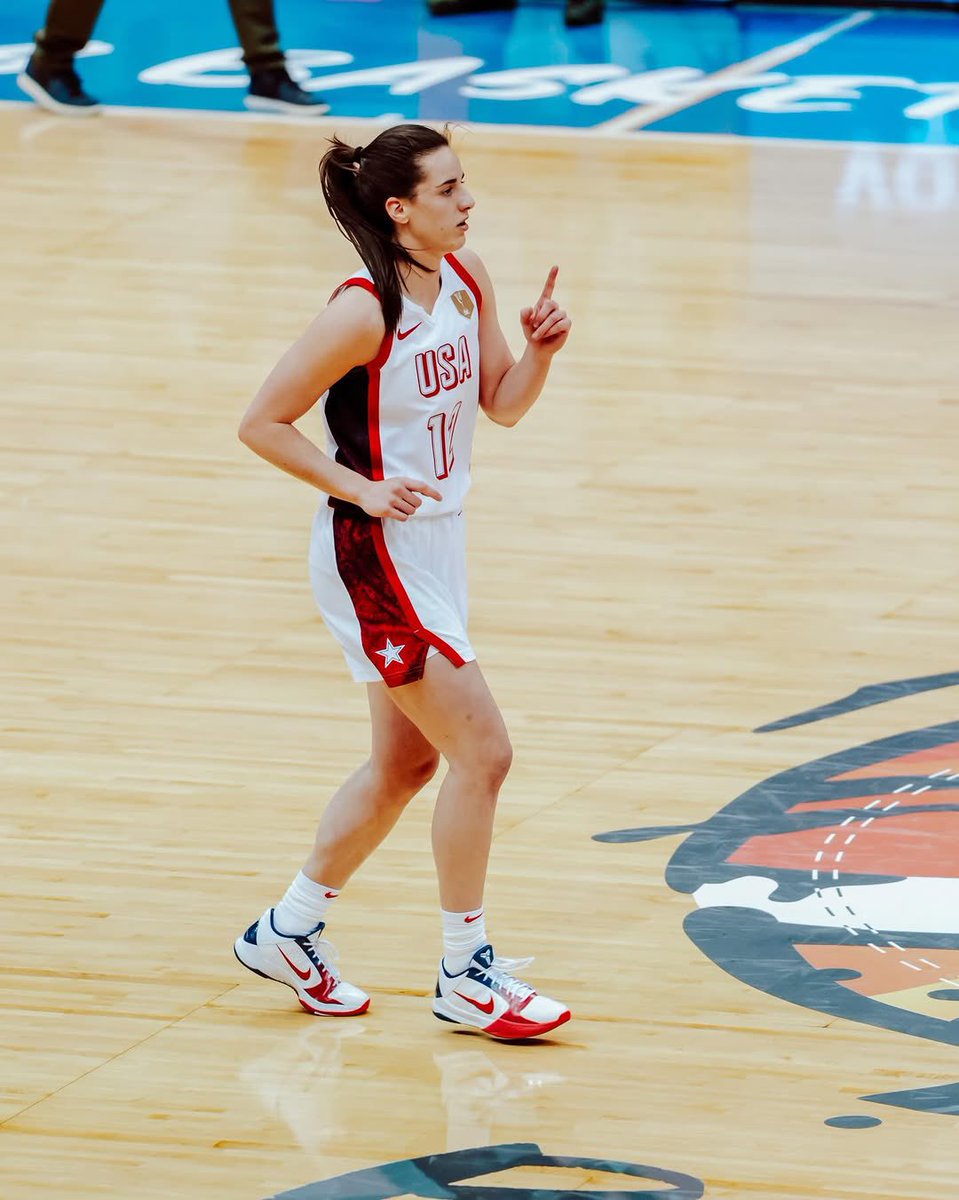 caitlin clark source tweet media