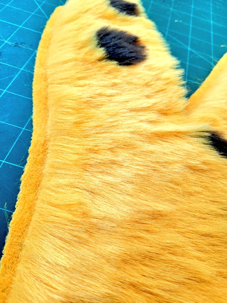 Selkie Suits tweet media