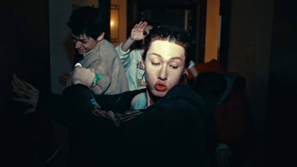 Never knew I needed Martin acting as the Mischievous Thief ksksks he looks so cool ngl 😭😂