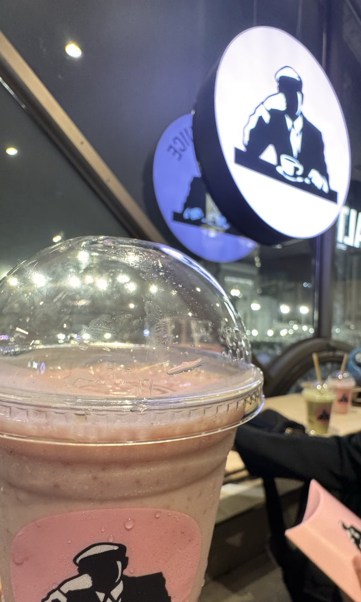 Dr. 🌸 tweet media