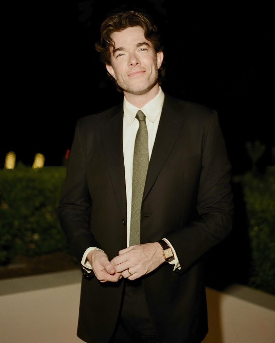 Mulaney Suits 🤵🏻 tweet media