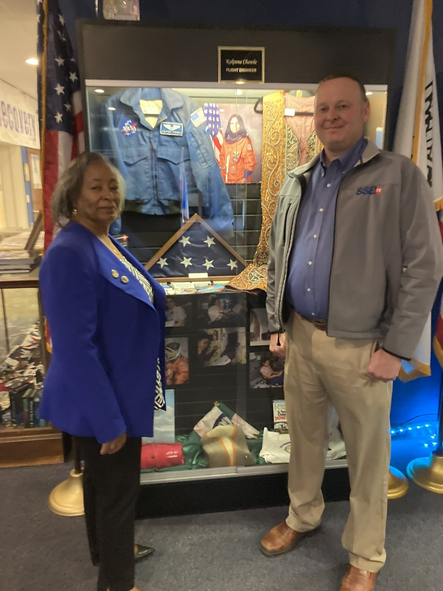 ColumbiaMuseum's tweet photo. We are grateful for generous support from our community! Our partners are a critical part of providing a world-class experience for our visitors, year-round. Pictured are Vickie Thomas, ‘Remembering Columbia’ Museum Secretary/Treasurer, and Jerry Pickard of Shelby Savings Bank. https://t.co/t5yPndKlIw