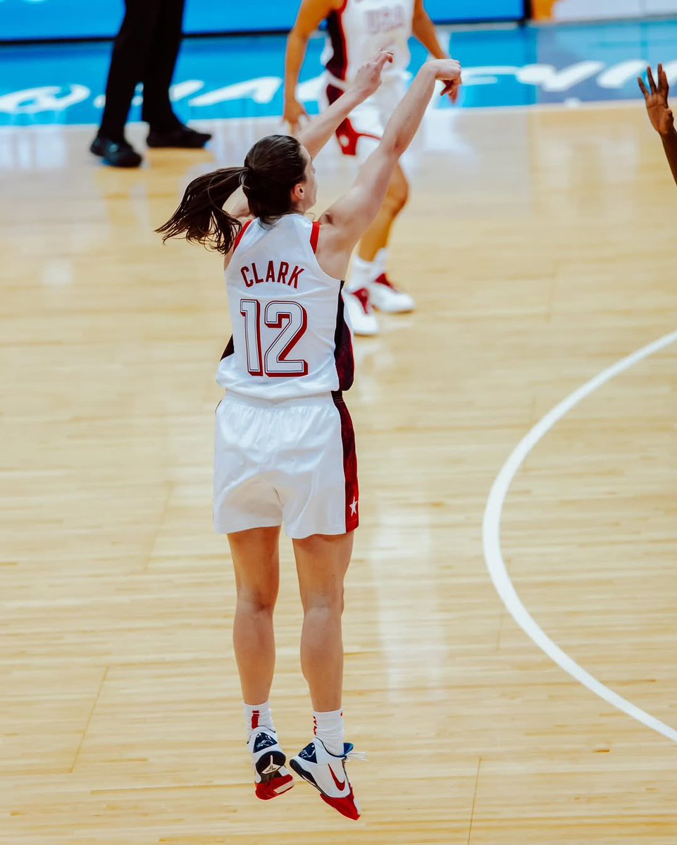 caitlin clark source tweet media