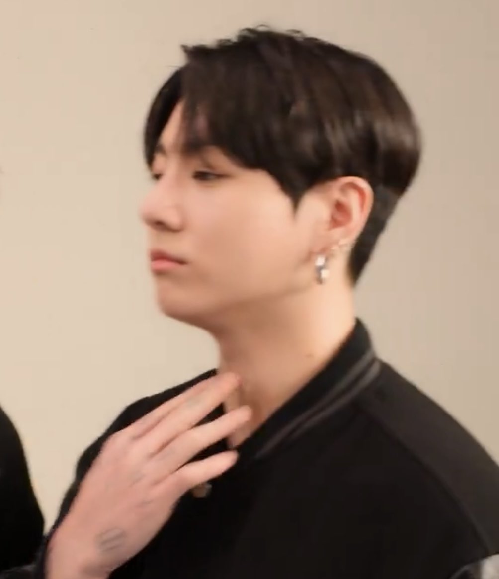 黃金借記卡 :) tweet media