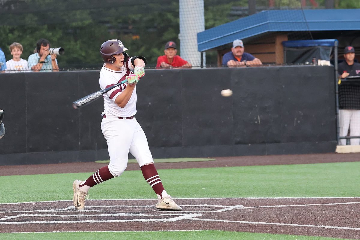 Maroons Baseball tweet media